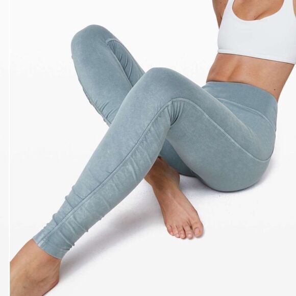 lululemon athletica Pants - LULULEMON inner glow leggings